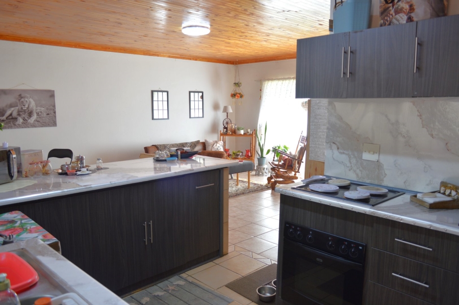 6 Bedroom Property for Sale in Doringkruin North West